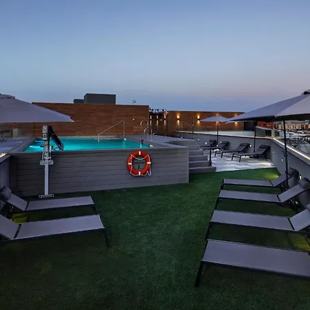 호텔 Sercotel Delicias 4*