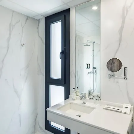 Sercotel Delicias 호텔