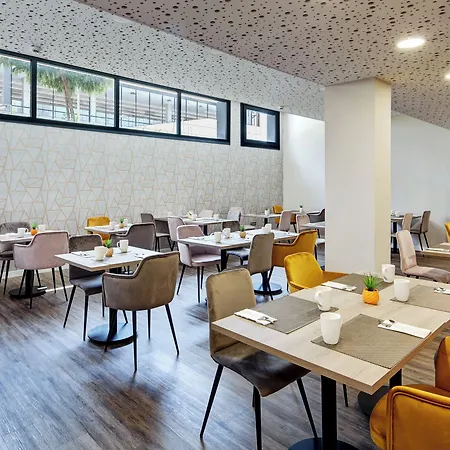 Готель Sercotel Delicias 4*